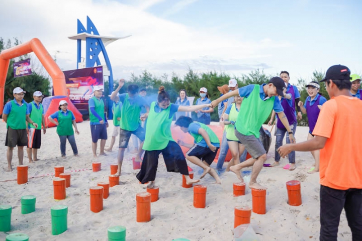 THỦ THIÊM REAL - TEAMBUILDING FAST GO TOGETHER